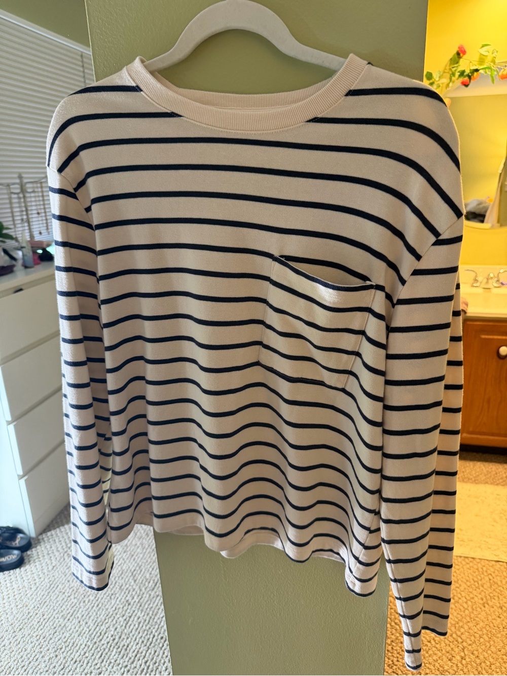 Abercrombie striped Tee